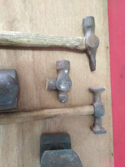 PANEL BEATING TOOLS - PLEASE C DESC