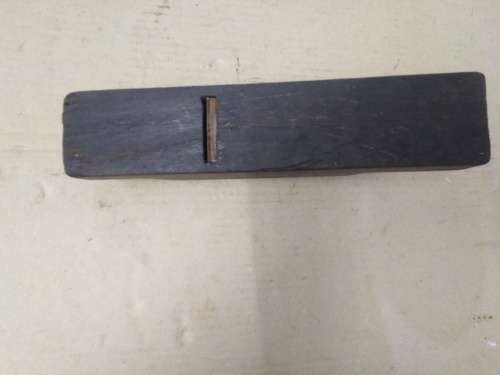 VINTAGE WOODEN PLANE - NOTE CHECK "LEVEL CAP & HANDLE" - C Pics N Description