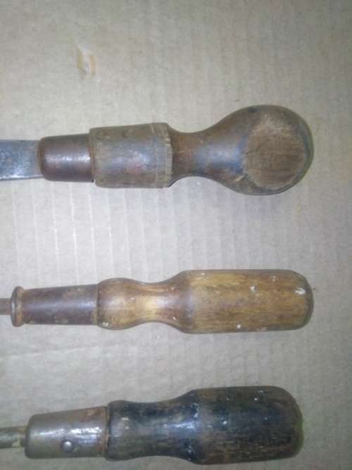 3 VINTAGE SCREWDRIVERS  - Please C Pics N Description