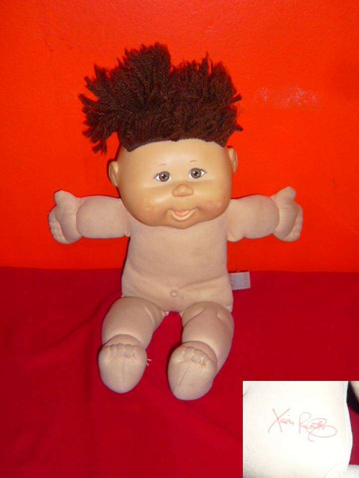 Cabbage Patch Doll signed  XAVIER ROBERTS- makers mark and no stamped on head 40cm see desc, pics