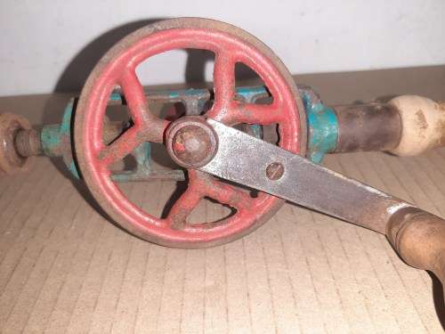2 Vintage Egg Beater Hand Drills - 1 is a Rapid - See Pics, they part of the desc