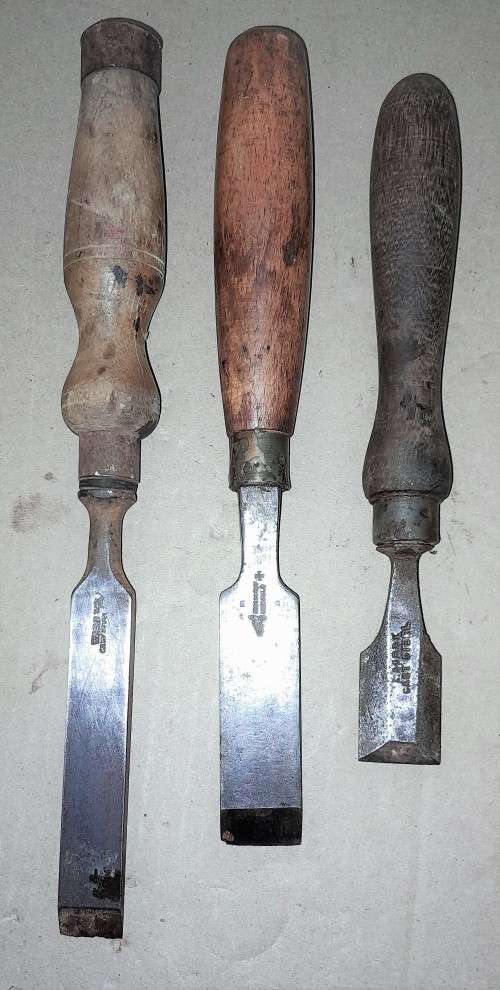 VINTAGE CHISELS -  SEE PICTURES
