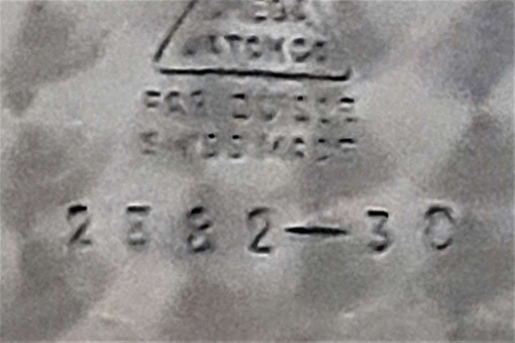 COMPLETE OMEGA Cal 351 Ref 2582-3C AUTOMATIC WITH CASE FOR RESTORATION - GOOD DIAL