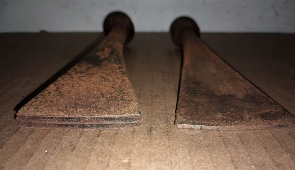 2 VINTAGE MARPLES BOAT BUILDERS CAULKING IRONS - See Pictures -