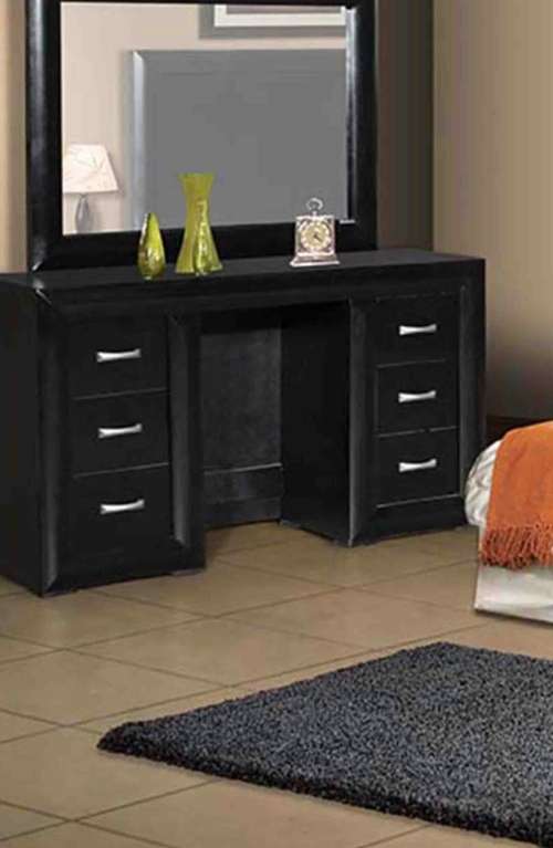 Dressing Table (Dresser) with mirror