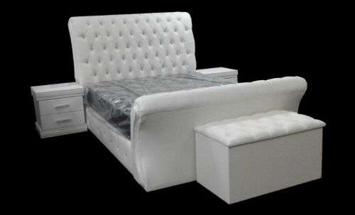 Sleigh Bed (Queen Size) with pedestals / Box