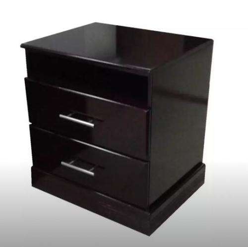 Bed tables / side pedestals