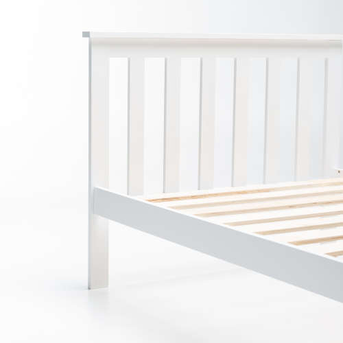 Single beds (natural /white)
