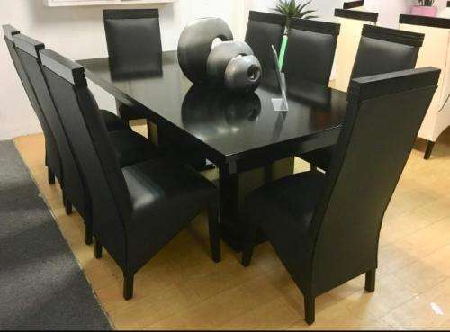 Dining Suite (8 Seater ) Gauteng Only