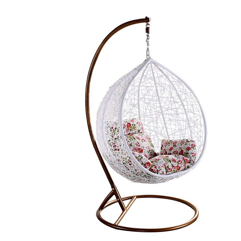 Hanging patio / garden / balcony swing chairs