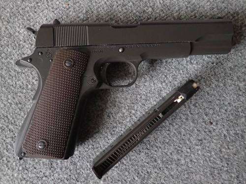 Tokyo Marui Colt 45 - 1911 pistol