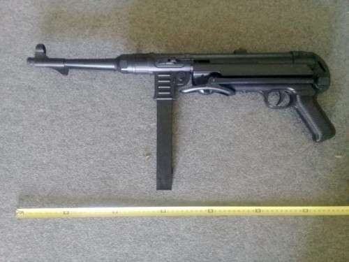 1/1 scale MP40 German `Schmeisser`  - Scarce!