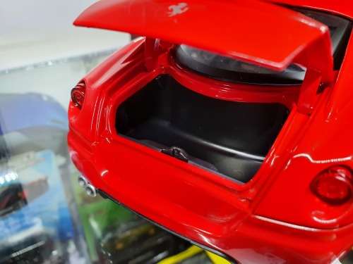 1/18 Hotwheels Ferrari 599 GTB