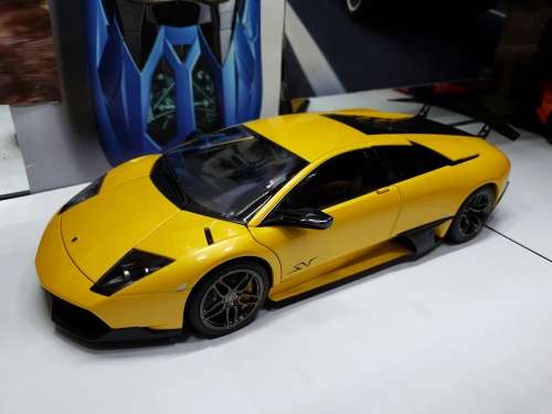 1/18 AutoArt Lamborghini Murcielago SV