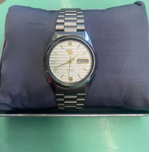 SEIKO 5 Automatic Brand new Unisex Watches 100% Original Japan Movt. Made in Japan