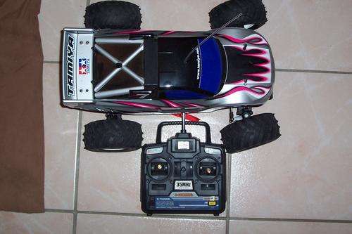 RADIO CONTROLLED 4 WD