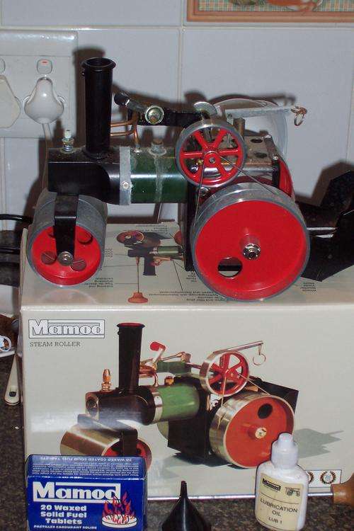 WORKING MODEL STEAM ENGINE