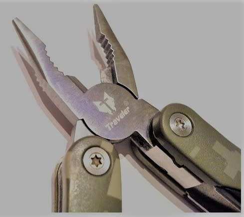 Traveler 15 Multi-Function Tool Camouflage An IDEAL GREAT GIFT One on Auction