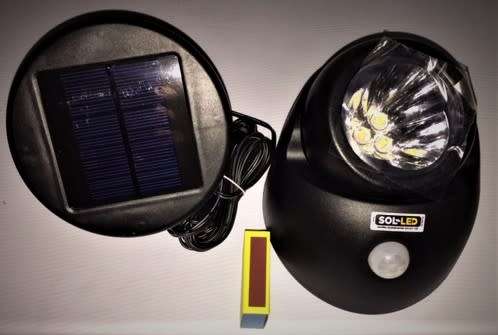 SOLAR SPOT SECURITY LIGHT WITH SENSOR