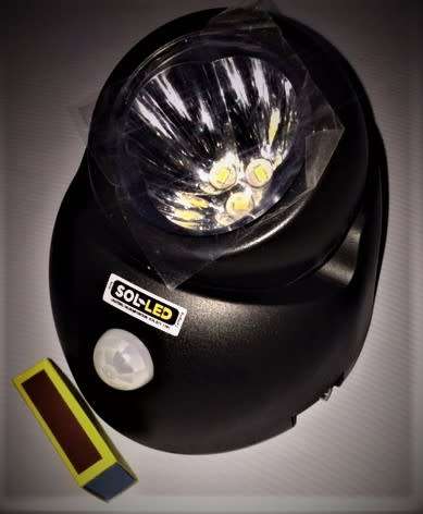 SOLAR SPOT SECURITY LIGHT WITH SENSOR