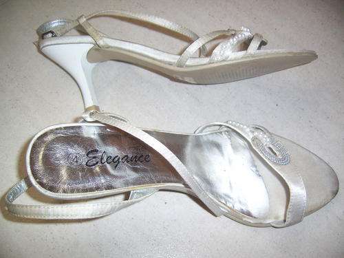Ladies matt silver and white sandal for sale - Size 4
