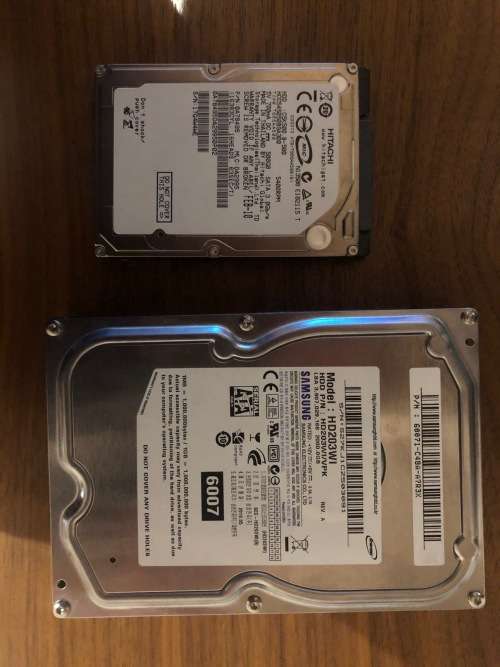 3.5" 2TB Samsung and a 2.5" Hitachi 500GB Working 100%