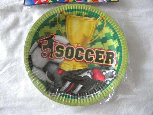 6 PARTY PLATES - SOCCER THEME
