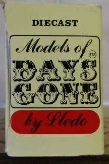 MODELS OF DAYS GONE BY LLEDO(1983 LLEDO LONDON) - DIECAST FIRE AMBULANCE