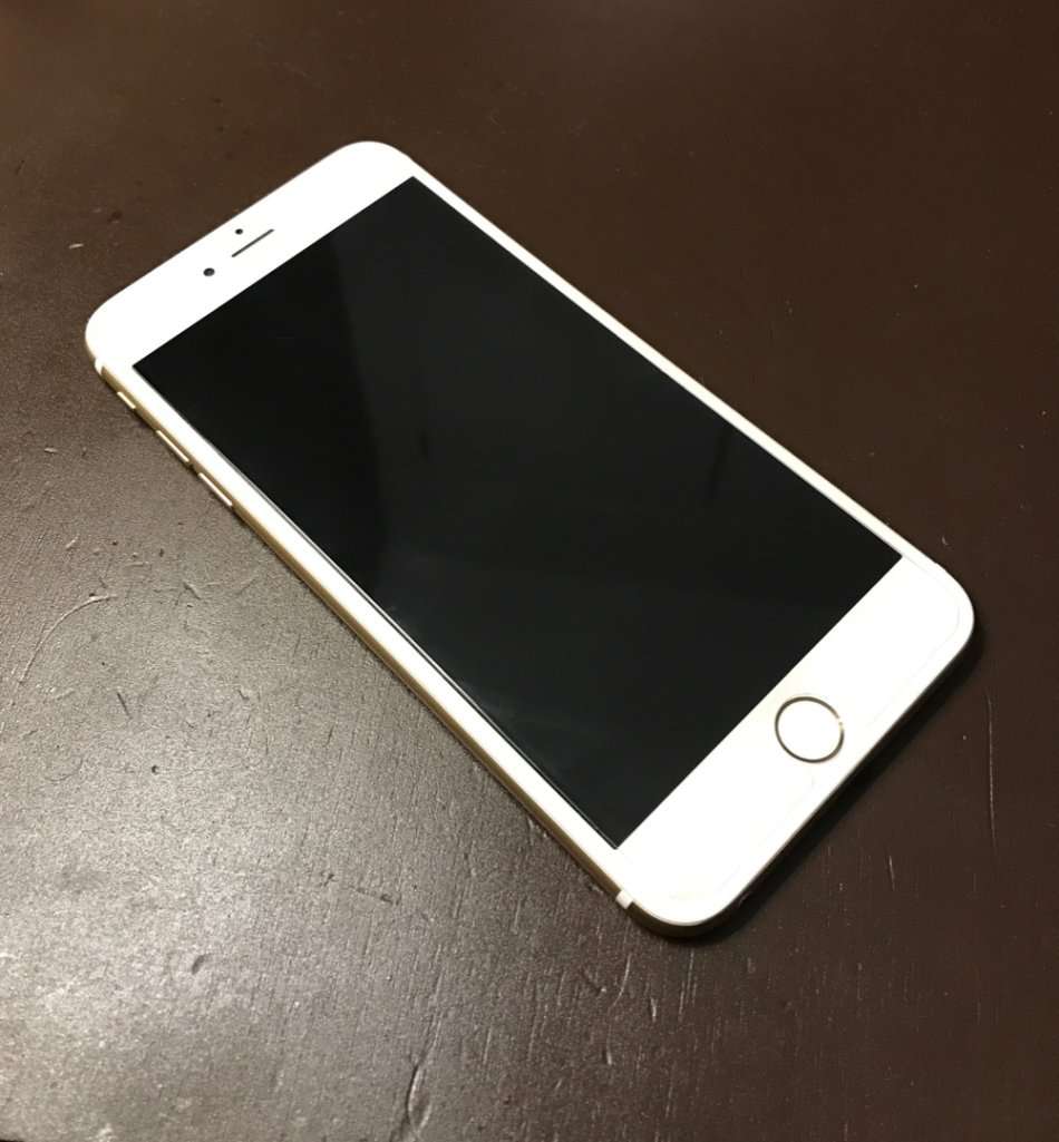 iPhone 6+ 16gb GOLD - PERFECT CONDITION