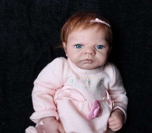 Collectors Vinyl Doll - Linda Webb