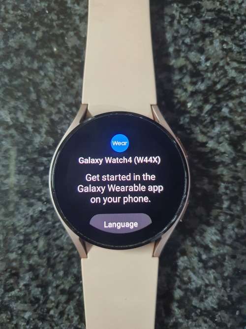 Samsung Galaxy Watch4 BT Smartwatch (40mm) - Pink/Gold