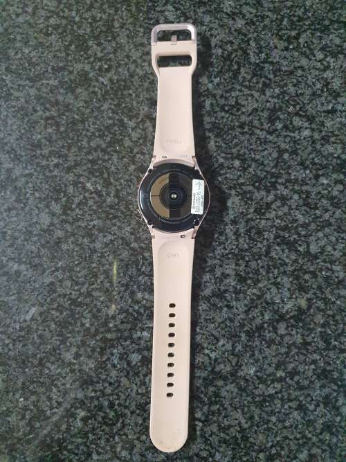 Samsung Galaxy Watch4 BT Smartwatch (40mm) - Pink/Gold