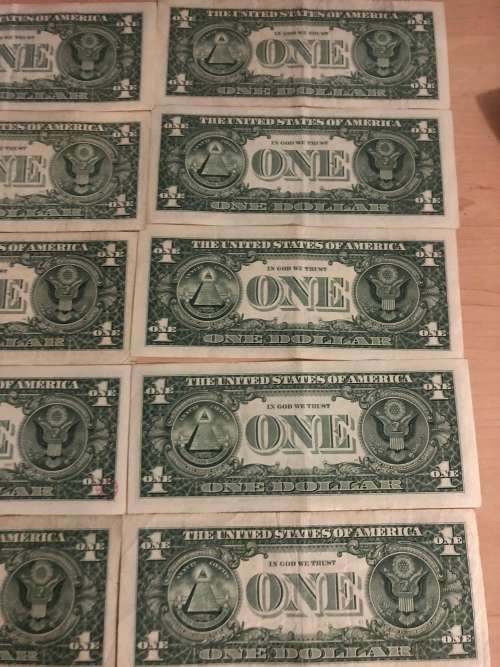 USA, one dollar bills x10 crazy R1 start