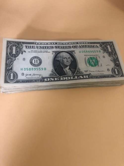 USA 1 Dollar bills x50...Crazy R1 start..Bid per note