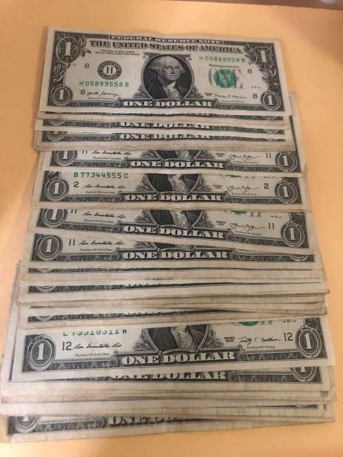 USA 1 Dollar bills x50...Crazy R1 start..Bid per note
