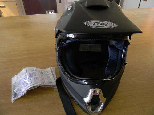 THH OFF-ROAD HELMET - NEW -