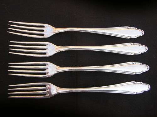 Gowe 100/50, set of four Forks. Condition good, see pics, and description. Approx 21 cm's long