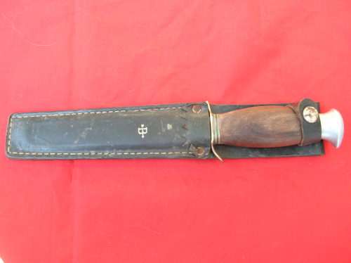 KNIFE J.A. Hellberg, Eskilstuna, Sweden, Condition fair, please see pics for details.