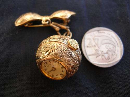 Ladies FOB Watch "WAPEX" Swiss, Gold Plated. NOT Working. condition otherwise very good see pics