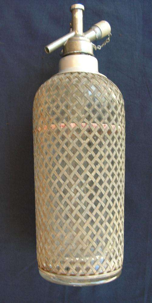 Old Soda Syphon, made in England, bottle made in Czechoslavakia, condition good see pics for detail