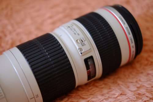 Canon EF 70-200mm f/4 L USM lens