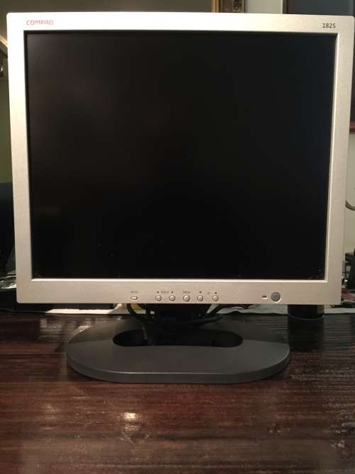 Compaq 1825 LCD monitor