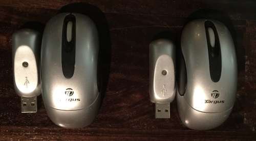 2 x Targus wireless mouse (BID FOR BOTH)