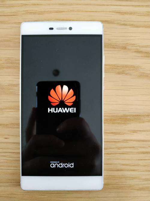 Huawei P8 - Local Stock - White