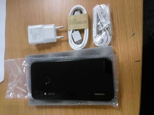 Huawei P20 Lite 64GB - Like New - Midnight Black