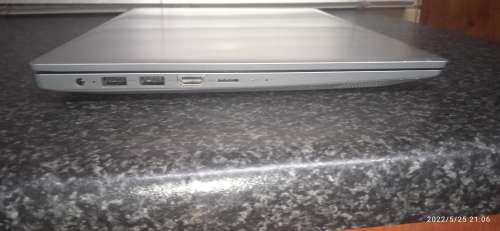 Lenovo Ideapad Slim 1