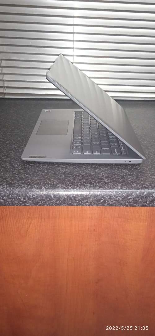 Lenovo Ideapad Slim 1