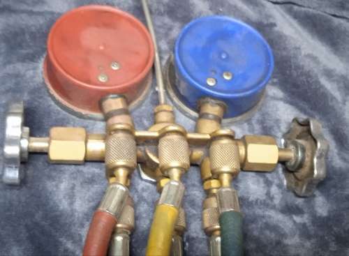 Refrigirant Manifold Gauge Tool