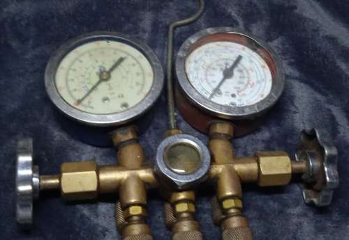 Refrigirant Manifold Gauge Tool