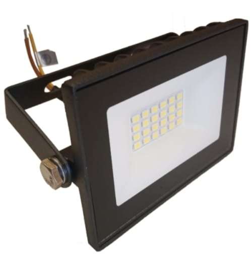 10W Ultra Slim LED Floodlight - 2 on Auction